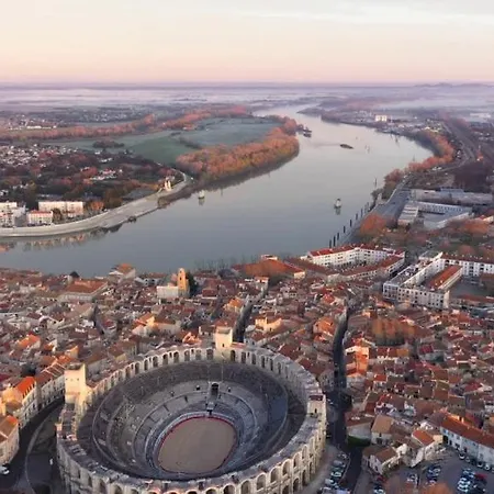 Maison Megeve Arles Villa *