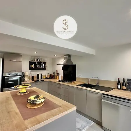 Maison Megeve Arles *