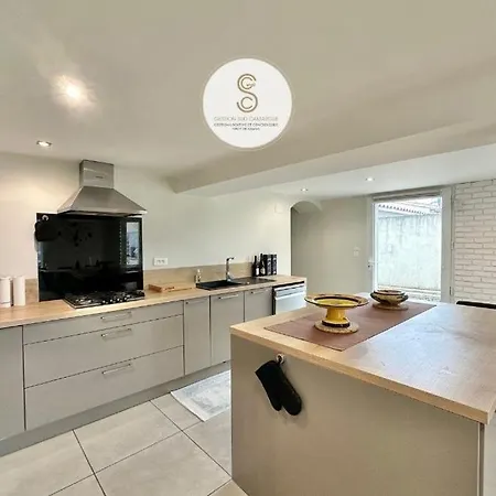 Maison Megeve Arles *