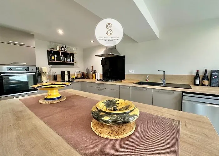 Maison Megeve Arles *